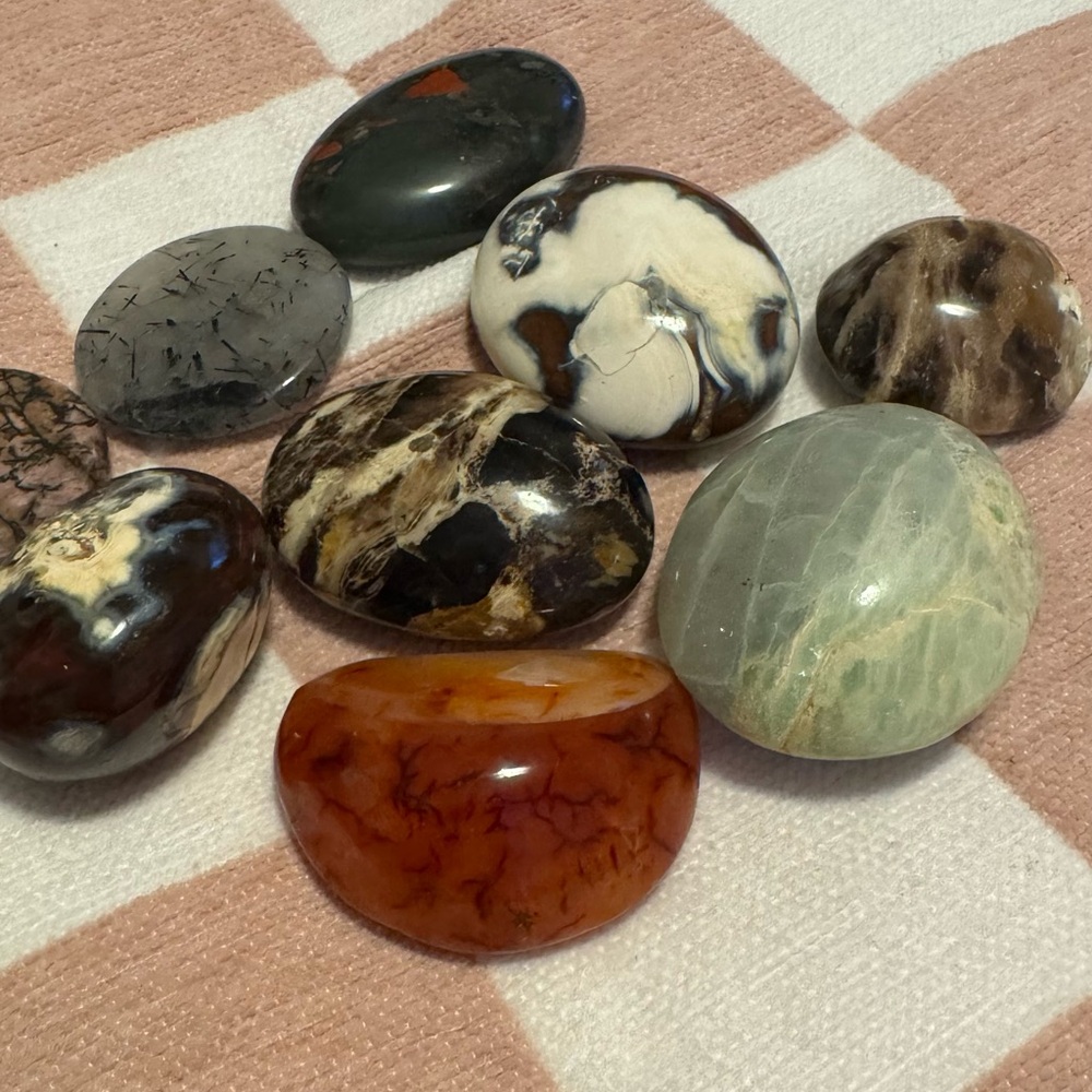 Assorted Polished Stones Collection - Picture 2 of 4